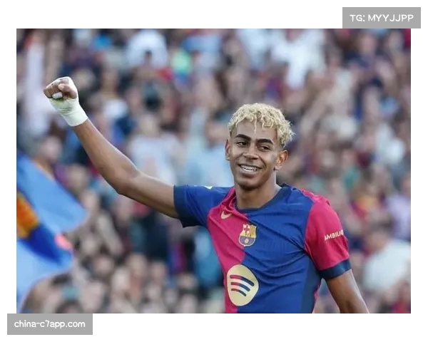 巴萨官方宣布与年仅17岁的中场新星亚马尔续约至2030年